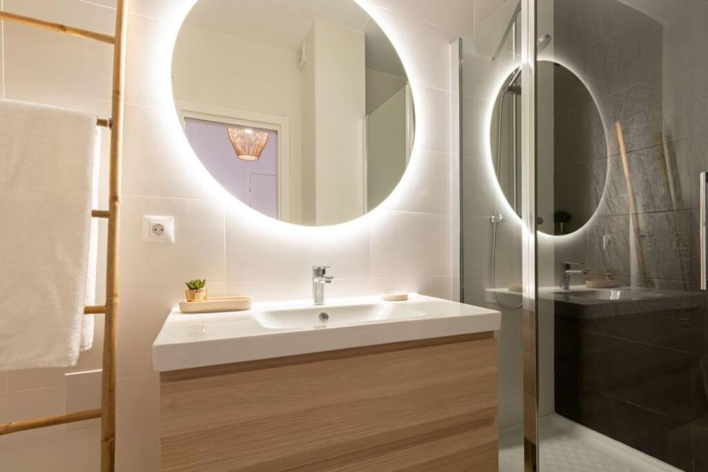 Mumu Luxury Suite Lirio Seville Exterior photo